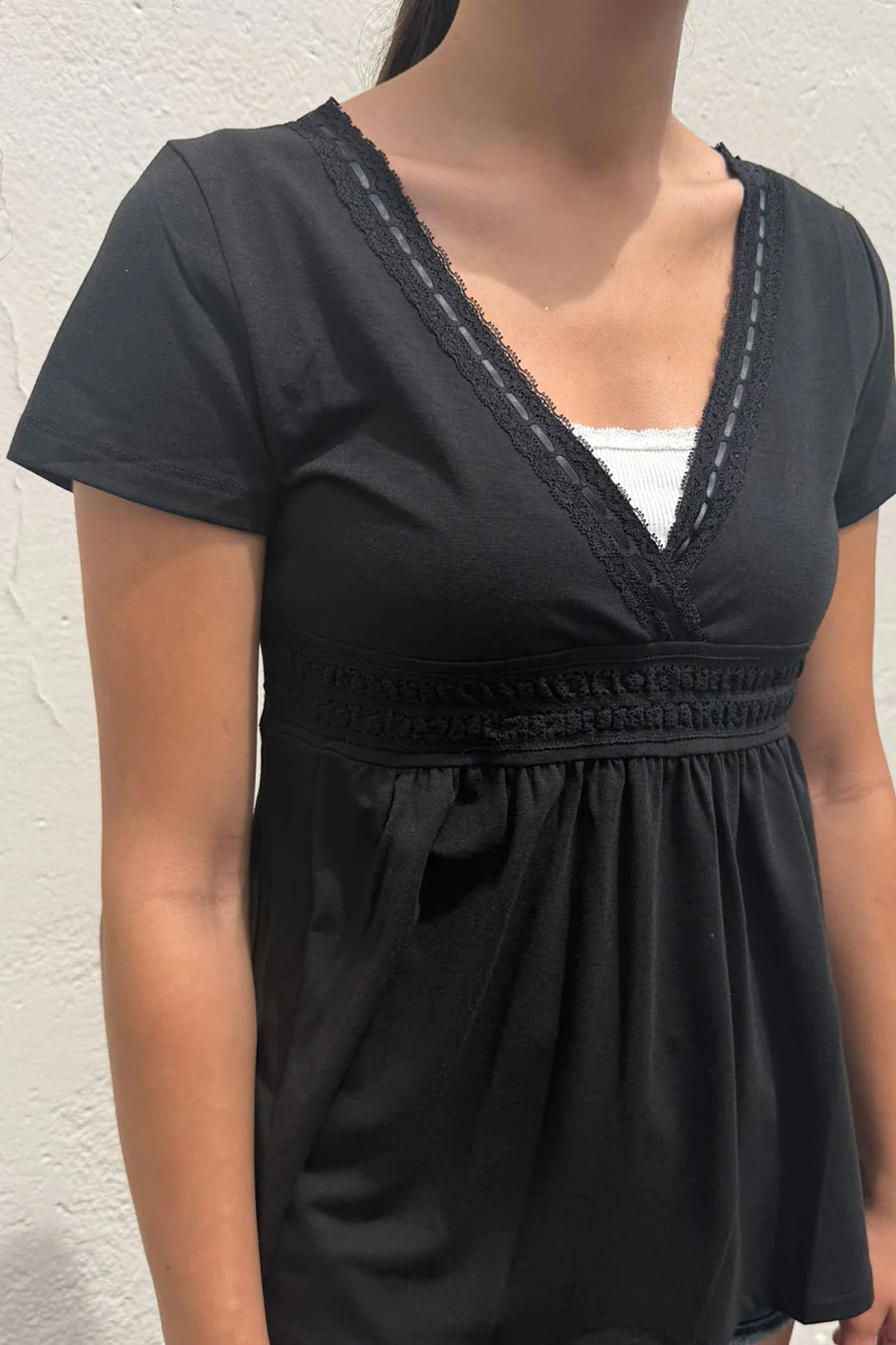 2000s Romantic Gothic Style V-Neck Surplice Baby Doll Short Sleeve Top with Ribbon Stitch Detail - Image 3