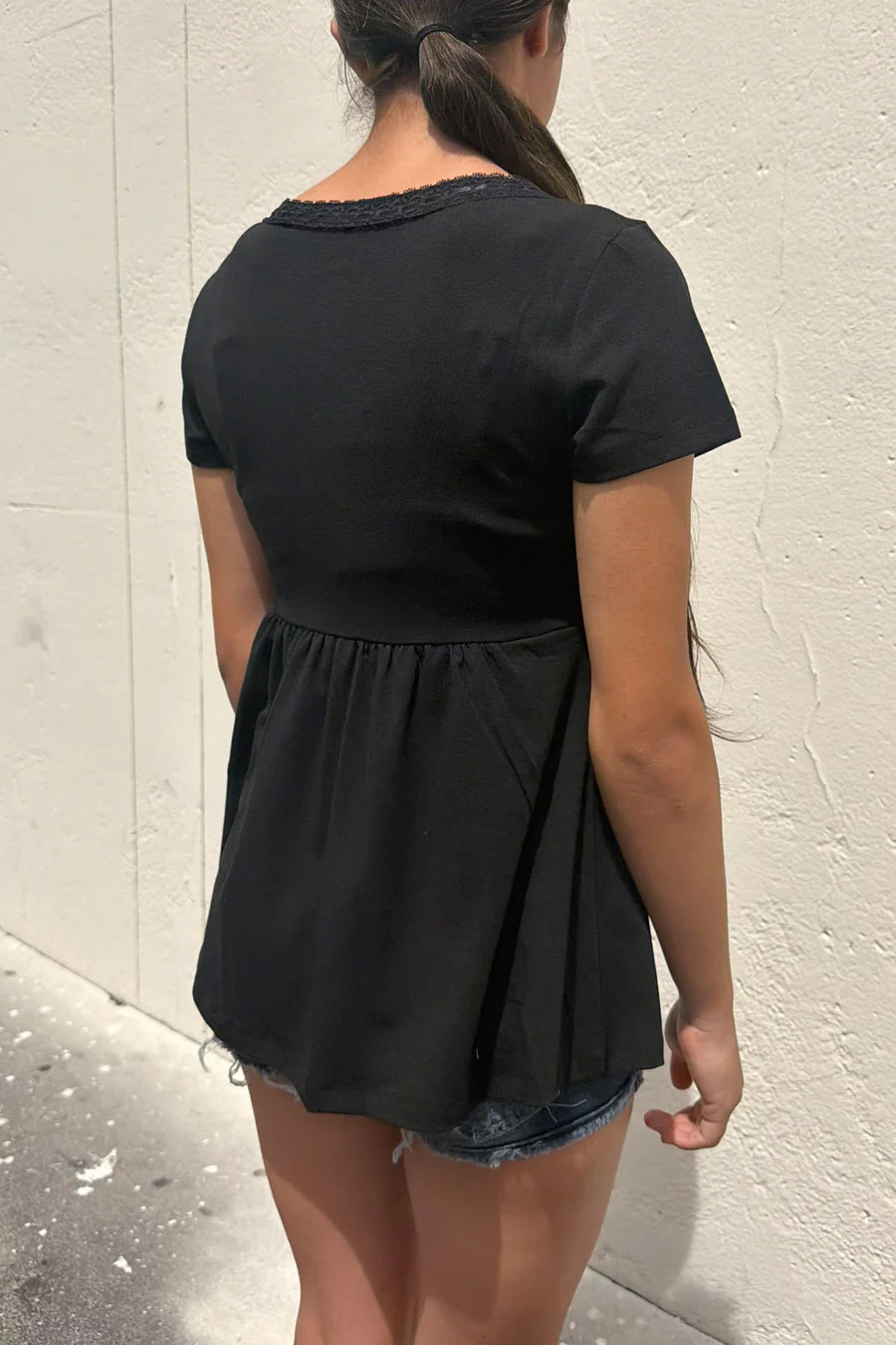 2000s Romantic Gothic Style V-Neck Surplice Baby Doll Short Sleeve Top with Ribbon Stitch Detail - Image 4