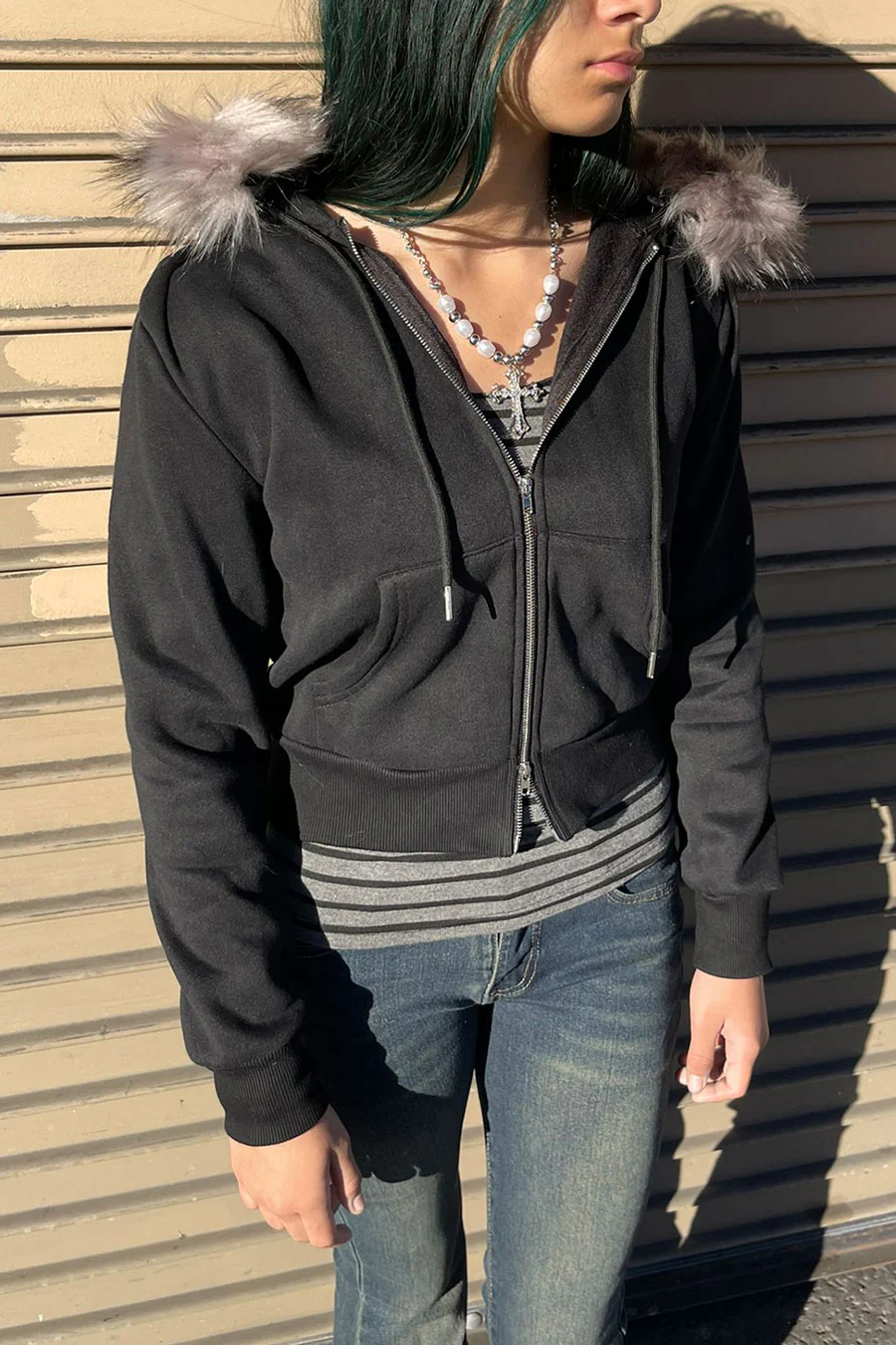 2000s Style Cotton Fleece Front Zip-Up Hoodie Jacket with Detachable Fur - Image 4