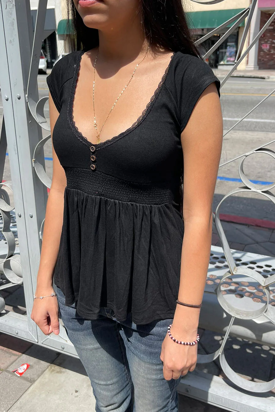 2000s Vintage Plunging Neck Babydoll Short Sleeve Top - Image 3