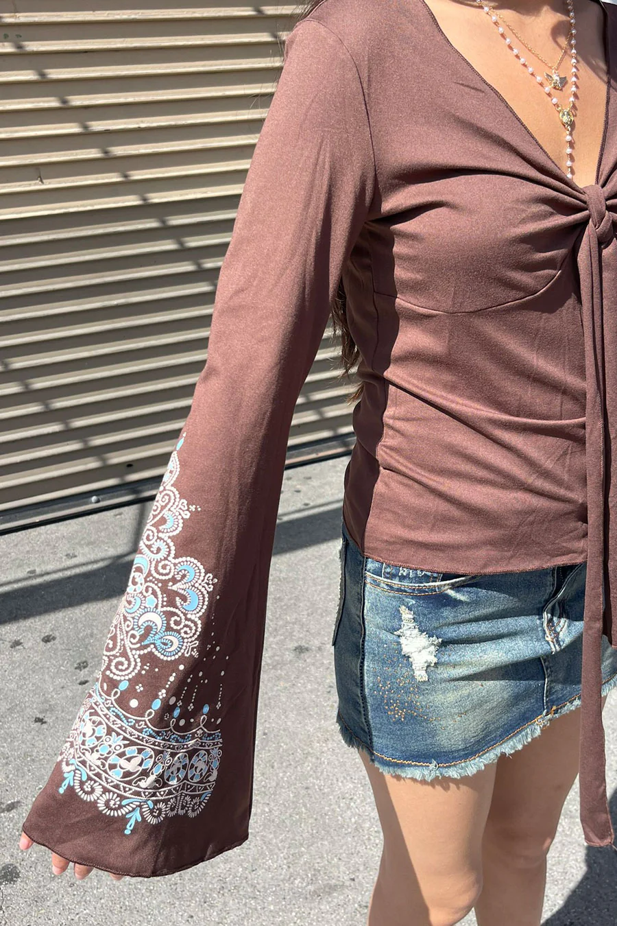2000s Vintage Style Print Deep V-Neck Bell Sleeve Top with Front Tie - Image 7