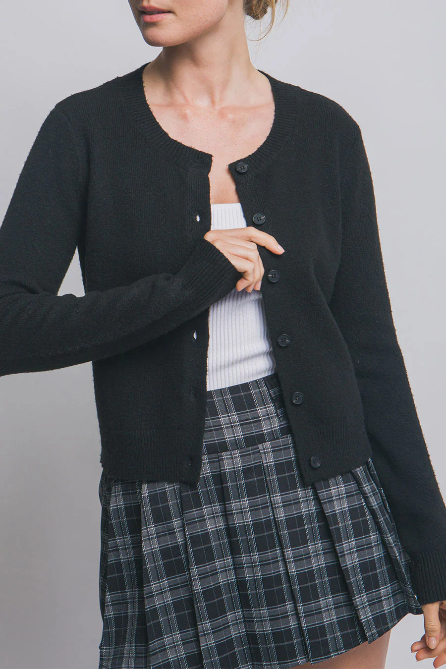 Basic Crew Neck Button-Up Sweater Cardigan - Image 10