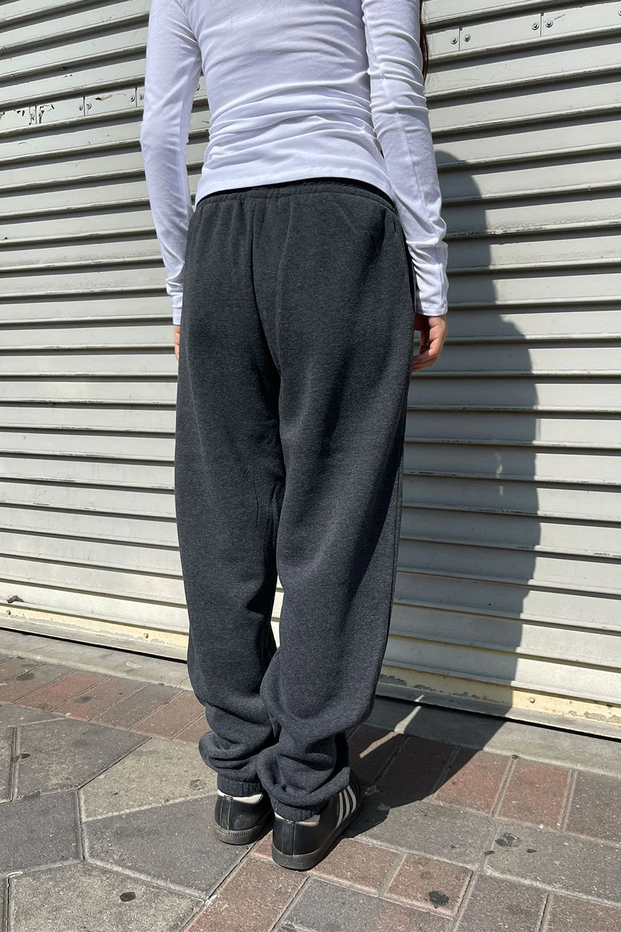 Basic Fleece Jogger Pants With Side Pockets - Image 10