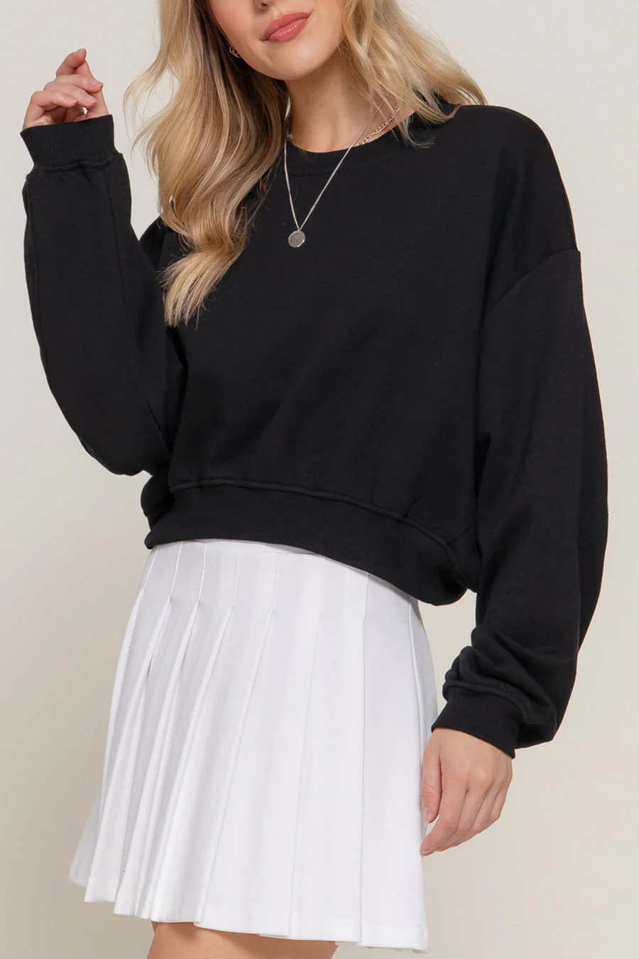 Basic Long Sleeve Crew Neck Cropped Pullover Sweatshirt - Image 3
