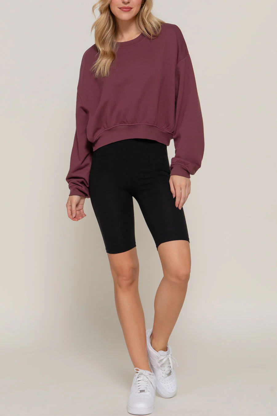 Basic Long Sleeve Crew Neck Cropped Pullover Sweatshirt - Image 7