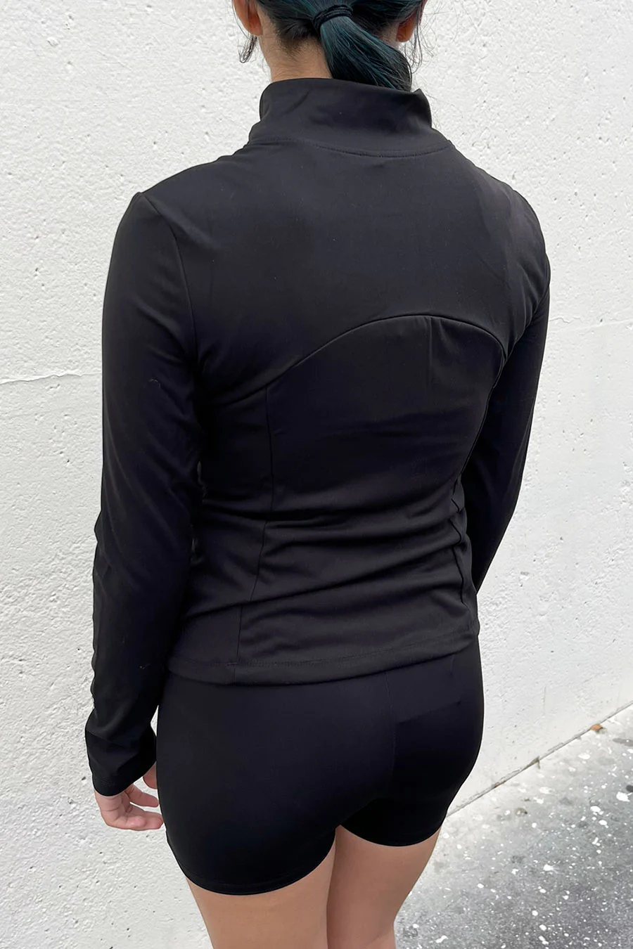 Basic Long Sleeve Mock Neck Zip Front Activewear Jacket - Image 4