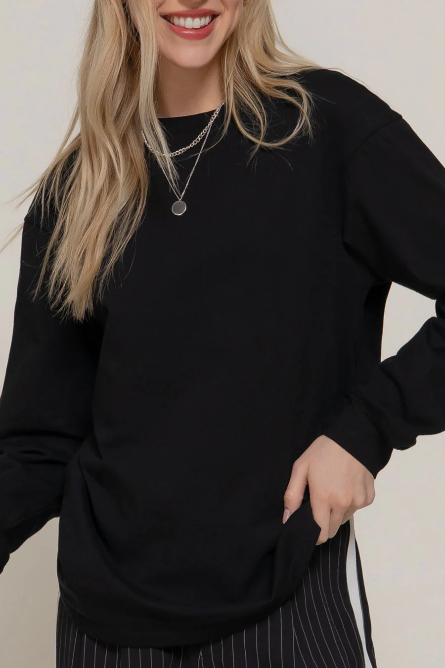 Basic Long Sleeve Round Neck Oversized Cotton Tee - Image 6