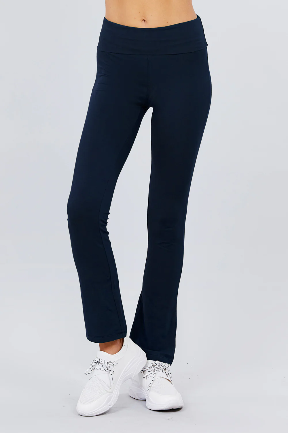 Basic Low-Rise Banded Waist Flare Yoga Pants - Image 7