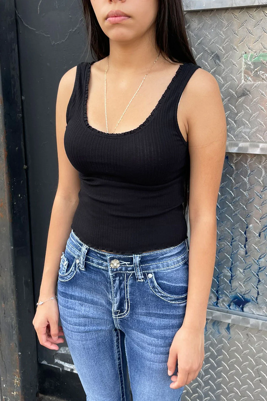 Basic Multi Rib Lettuce Edge Scoop Neck Sleeveless Tank Top - Image 3