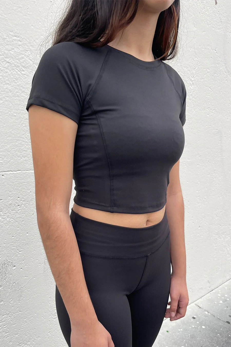 Basic Short Sleeve Crew Neck Workout Top - Image 4