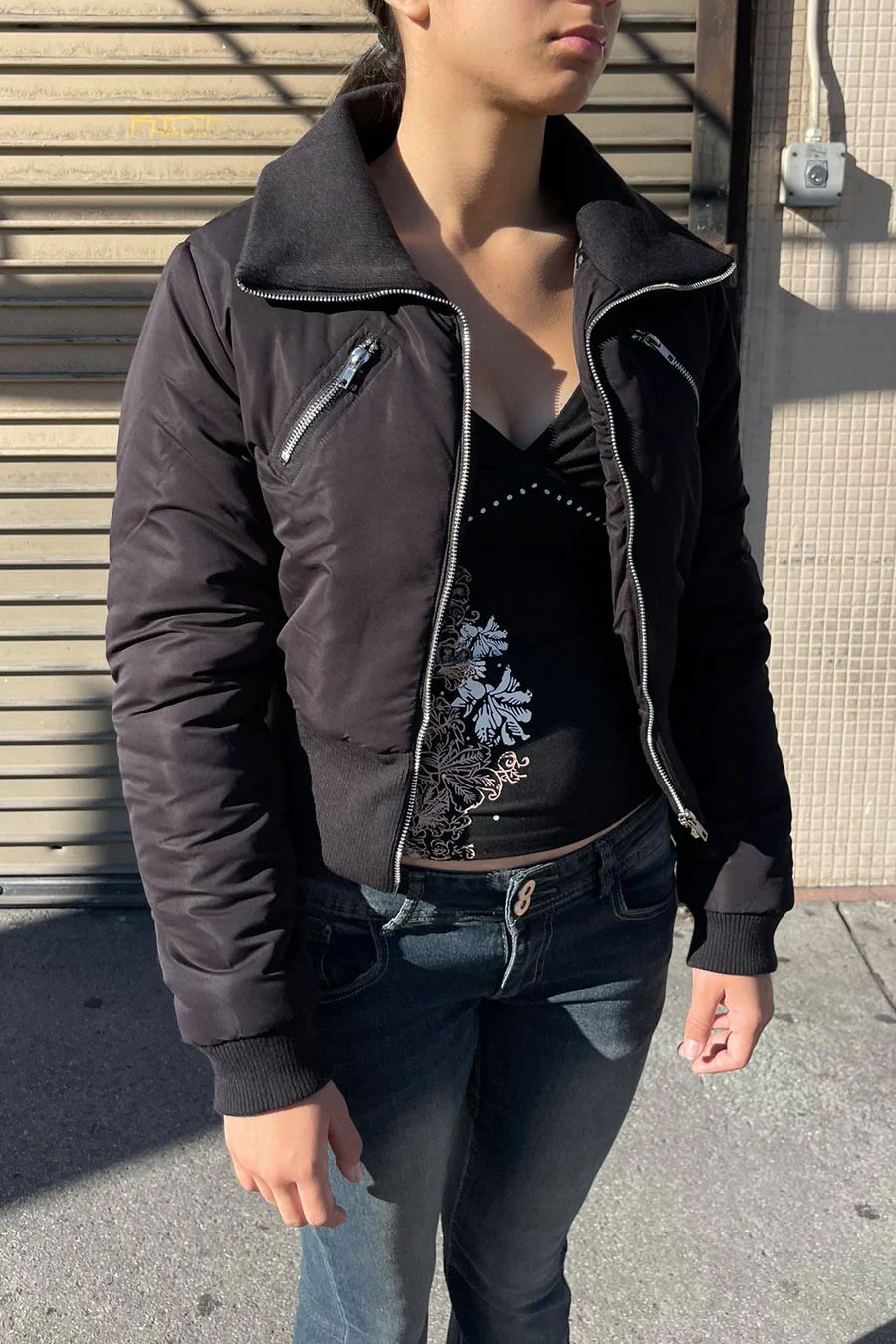 Puffer Cropped Jacket With Front Zipper Detail - Image 2