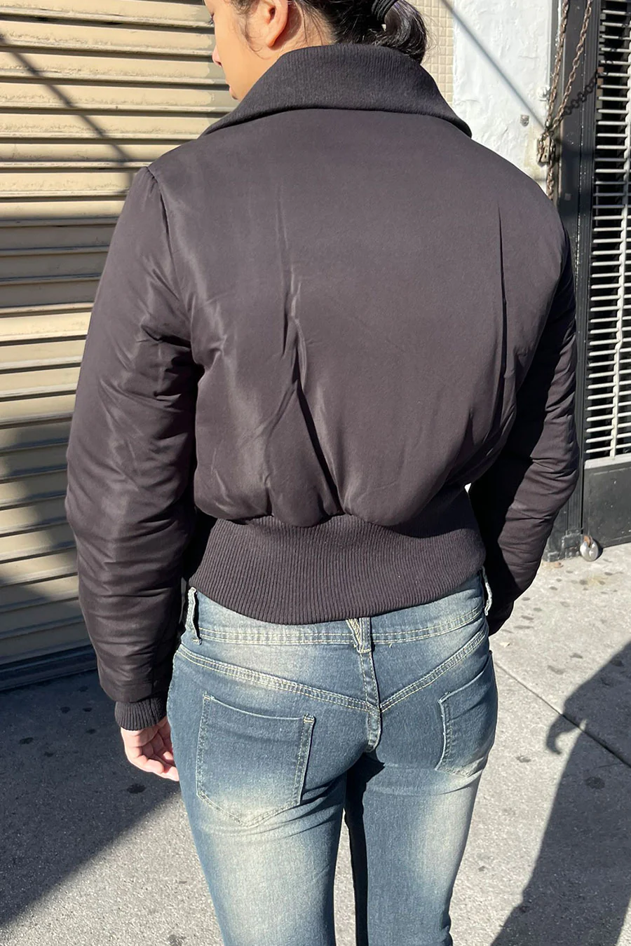 Puffer Cropped Jacket With Front Zipper Detail - Image 4