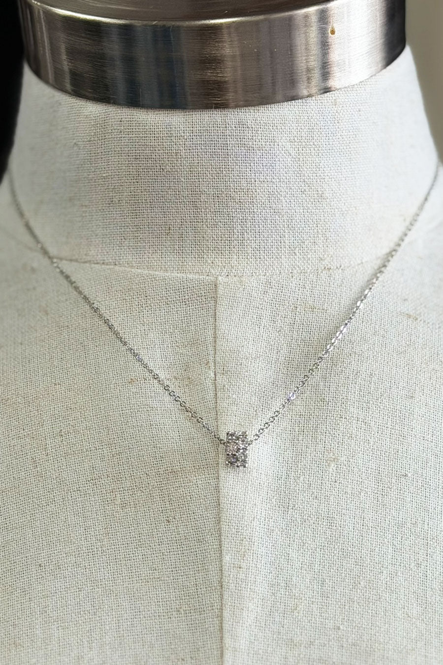 Rhinestone Circle Pendant Fine Jewelry Necklace - Image 2