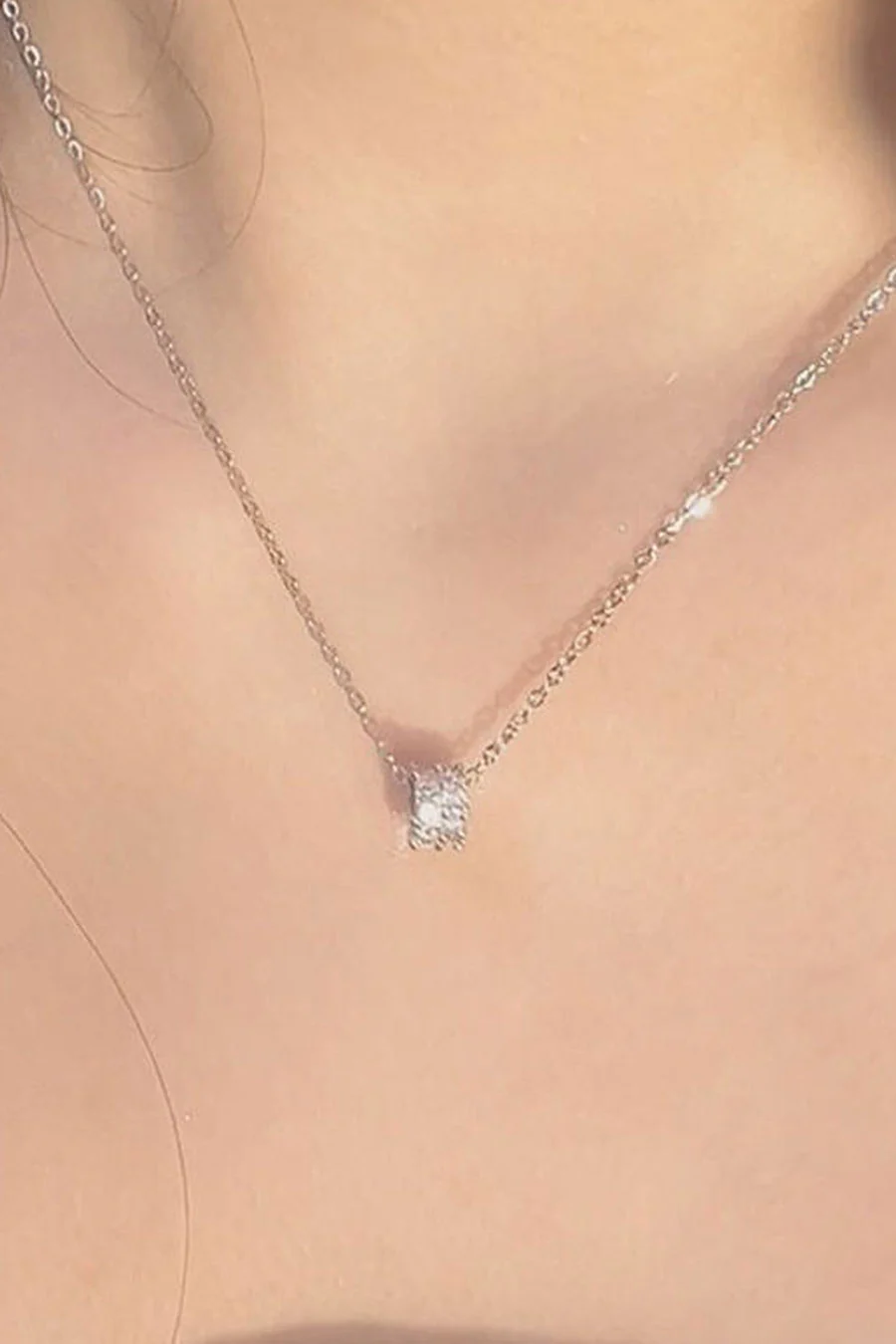 Rhinestone Circle Pendant Fine Jewelry Necklace - Image 4