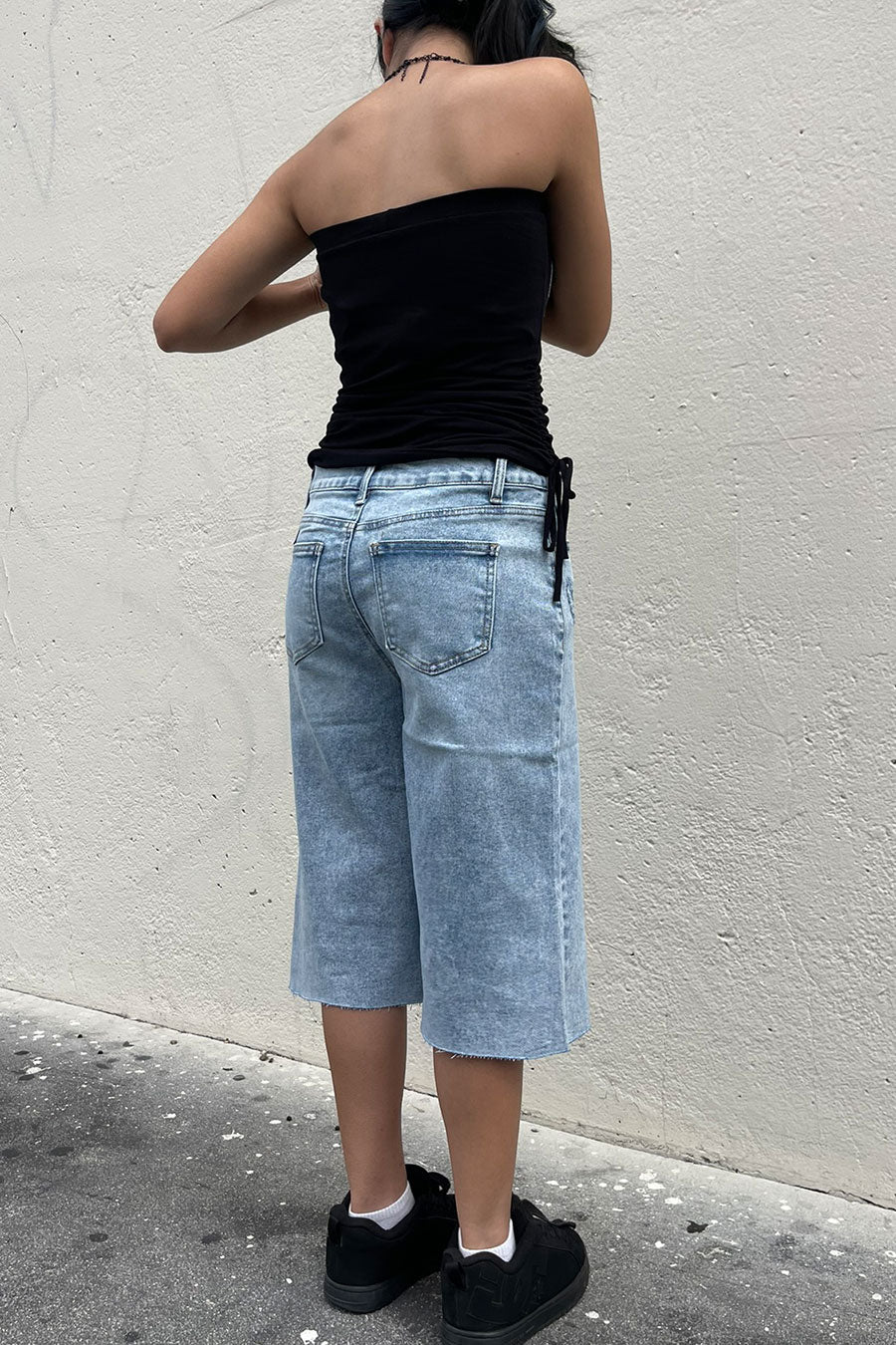 WAXJEAN Sprinkle Wash Raw Hem Jorts - Image 4