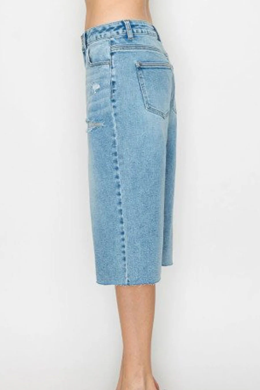 WAXJEAN Sprinkle Wash Raw Hem Jorts - Image 7