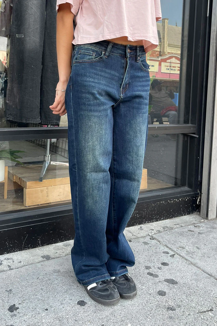 WAXJEAN Vintage Wash Baggy Straight Leg Jeans with Good Stretch - Image 3