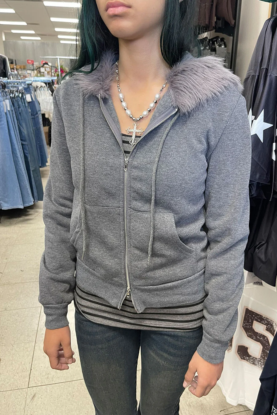 Y2K 2000s Fur Hoodie Cotton Fleece Front Zip-Up Sweatshirt Jacket - Image 4