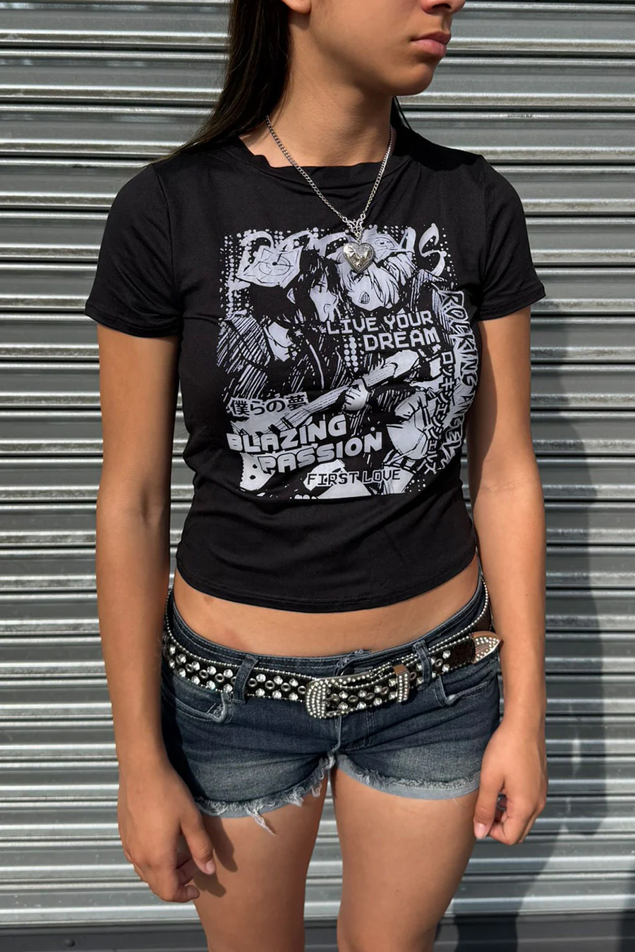 Y2K 2000s Low-Rise Distressed Dark Wash Denim Shorts with Frayed Folded Hem - Image 4