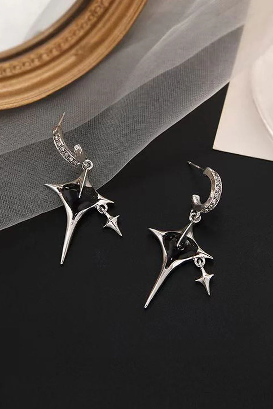 Y2K Gothic Faux Onyx Four-Way Cross Drop Earrings - Image 2