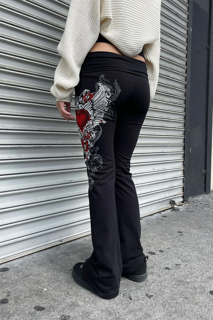 Y2K McBling Red Heart Graphic Rhinestone Print Fold-Over Flare Pants - Image 4