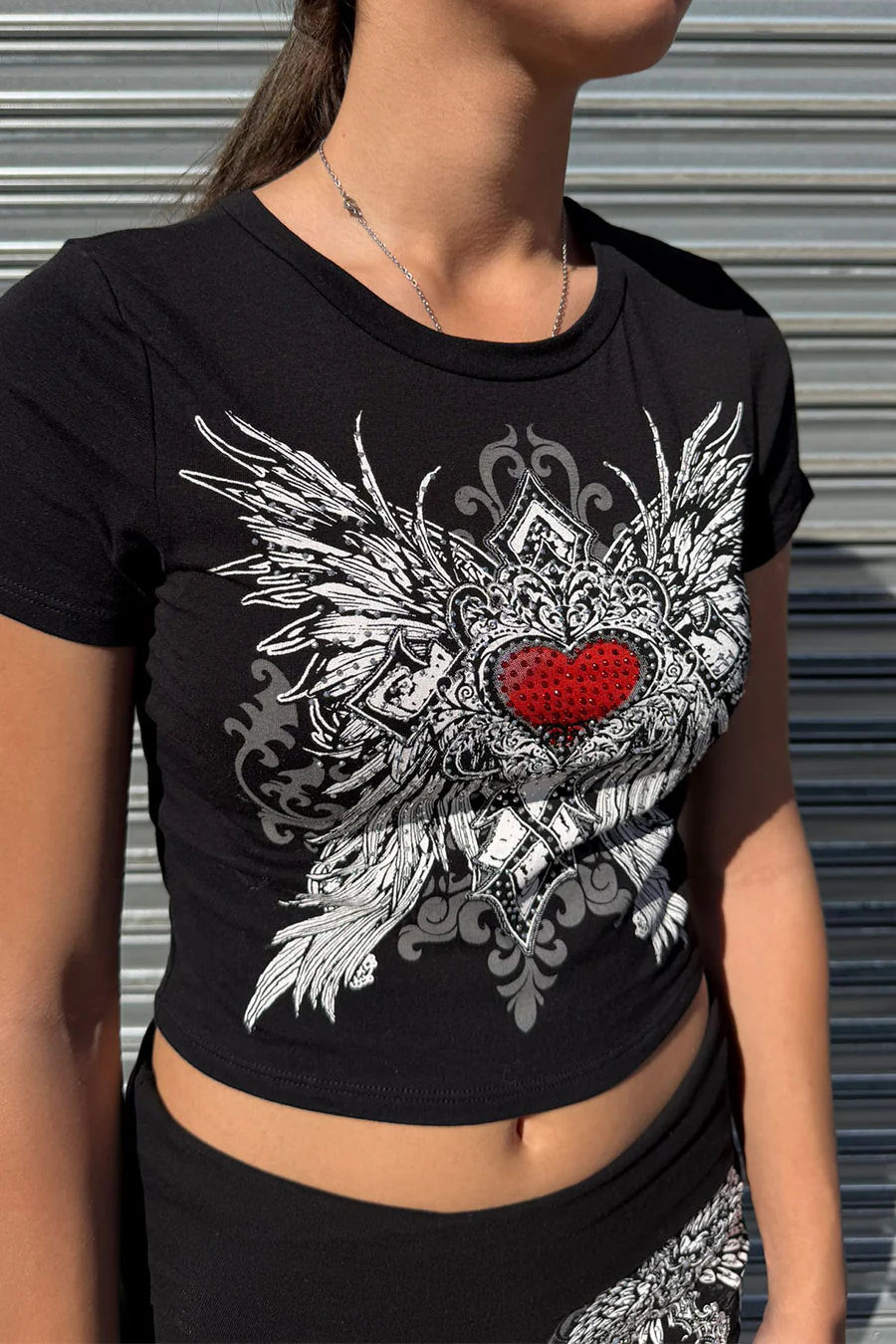 Y2K McBling Red Love Heart Rhinestone Print Crew Neck Short Sleeve Crop Top - Image 2
